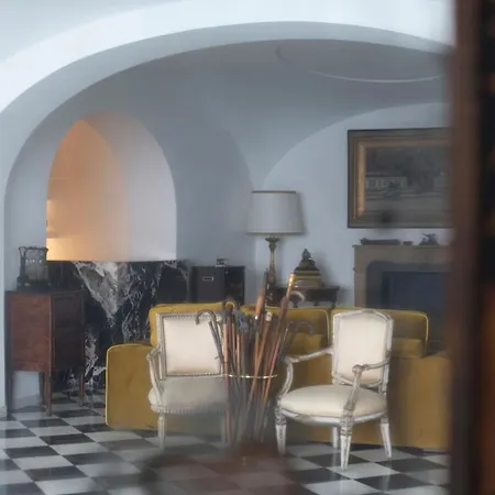 Palazzo Don Salvatore ゲストハウス *