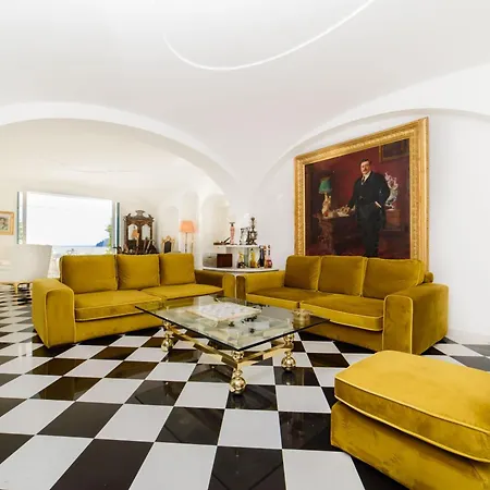 Palazzo Don Salvatore ゲストハウス